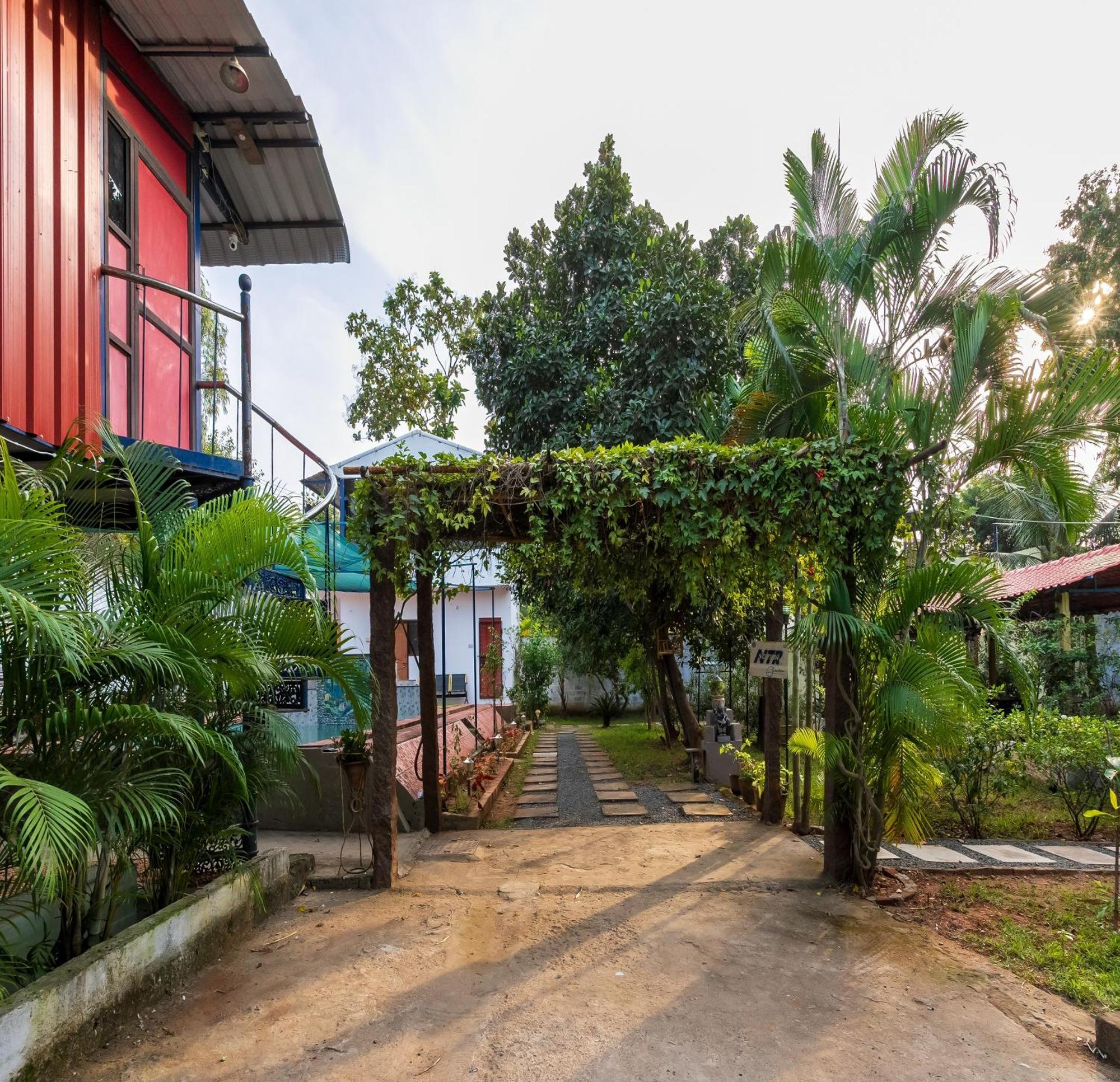 Hotel Ntr Garden Auroville Exterior foto