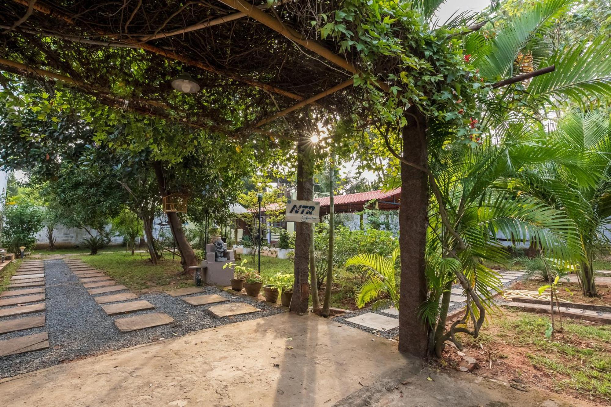 Hotel Ntr Garden Auroville Exterior foto